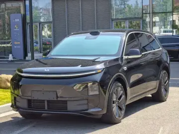 Li Auto (Lixiang) L6