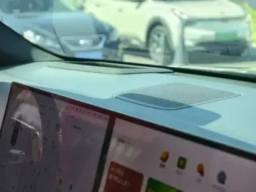 2024 Li Auto (Lixiang) L6 с пробегом 38 000 км