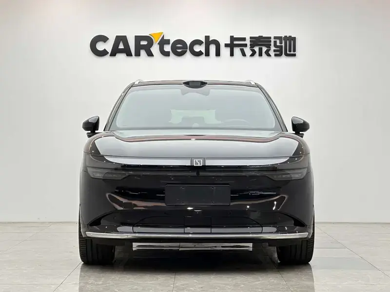 2025 Zeekr 7X с пробегом 26 000 км