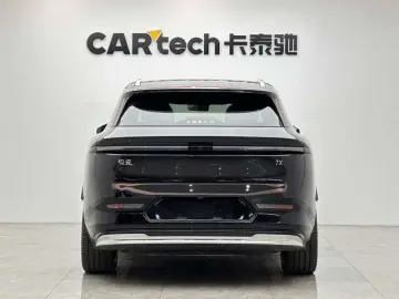 2025 Zeekr 7X с пробегом 26 000 км