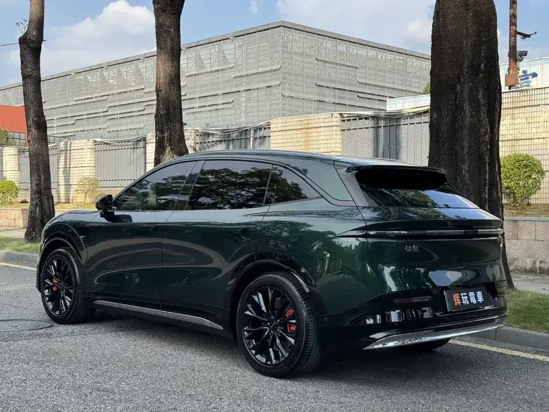 2025 Zeekr 7X с пробегом 19 000 км