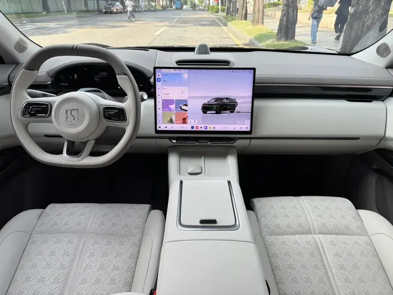 2025 Zeekr 7X с пробегом 19 000 км