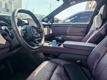 2026 Zeekr 7X с пробегом 24 000 км