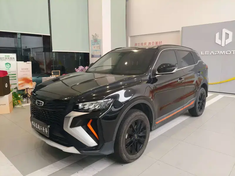 2022 Geely Atlas Pro с пробегом 74 000 км