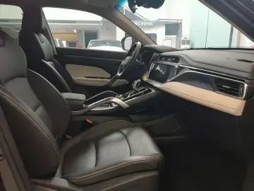 2022 Geely Atlas Pro с пробегом 74 000 км