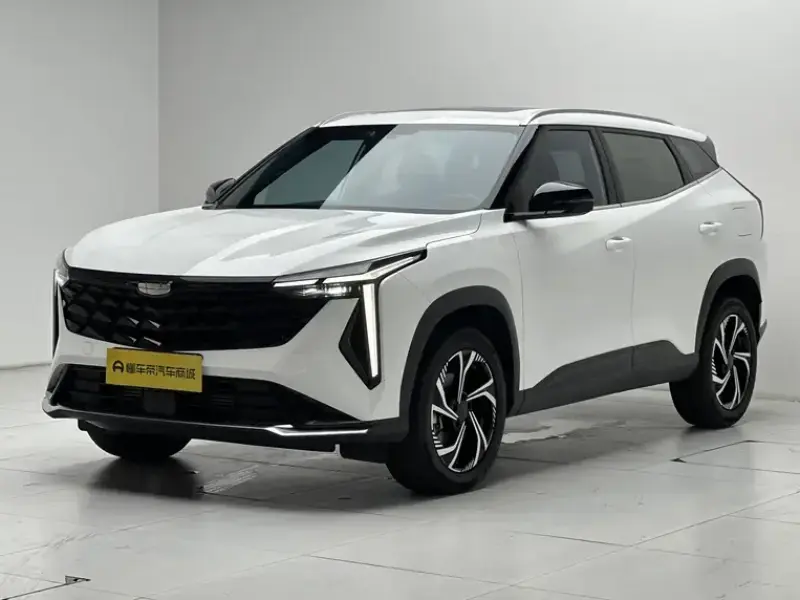 2023 Geely Atlas Pro с пробегом 25 800 км