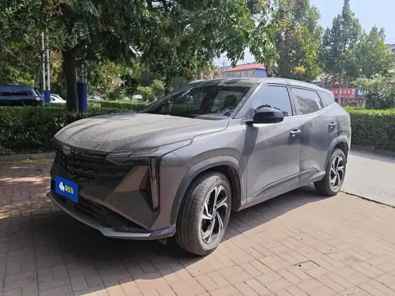 2024 Geely Atlas Pro с пробегом 16 000 км