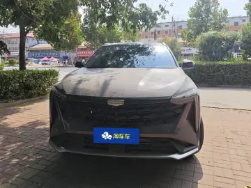2024 Geely Atlas Pro с пробегом 16 000 км
