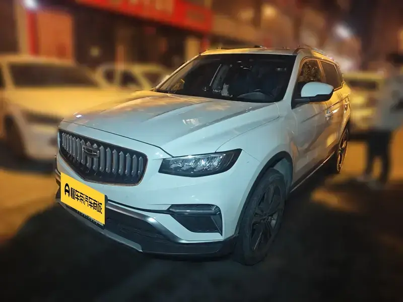 2022 Geely Atlas Pro с пробегом 37 100 км