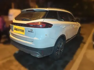 2022 Geely Atlas Pro с пробегом 37 100 км