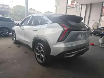 2023 Geely Boyue L с пробегом 40 000 км