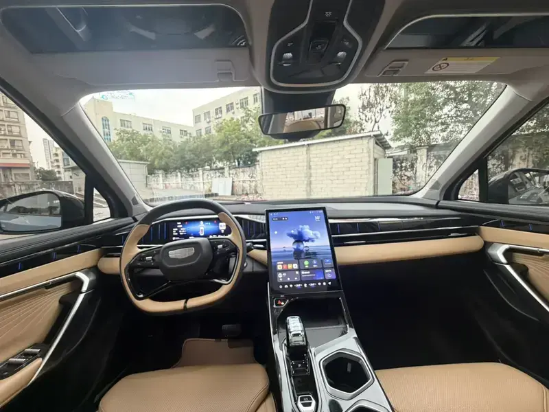 2023 Geely Boyue L с пробегом 80 000 км