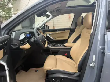 2023 Geely Boyue L с пробегом 80 000 км