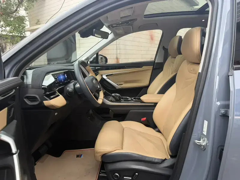 2023 Geely Boyue L с пробегом 80 000 км
