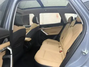 2023 Geely Boyue L с пробегом 80 000 км