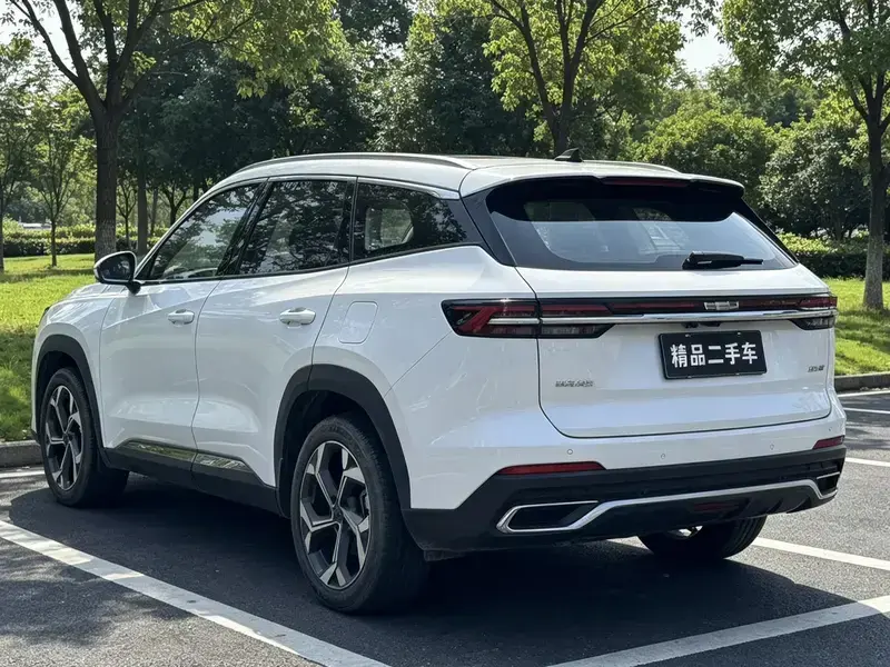 2023 Geely Boyue L с пробегом 26 000 км