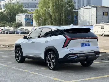 2023 Geely Boyue L с пробегом 29 000 км