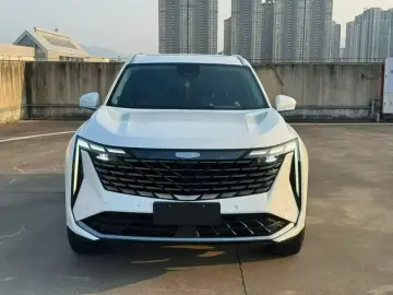 2024 Geely Boyue L с пробегом 35 000 км