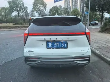 2023 Geely Boyue L с пробегом 58 000 км