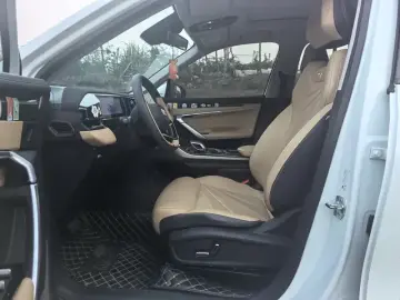 2023 Geely Boyue L с пробегом 58 000 км