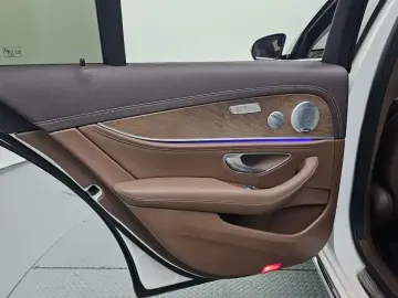 2020 Mercedes-Benz E-Класс с пробегом 114 838 км