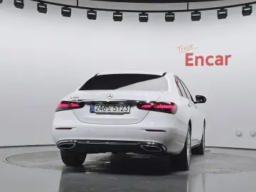 2021 Mercedes-Benz E-Класс с пробегом 98 933 км