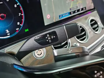2021 Mercedes-Benz E-Класс с пробегом 98 933 км