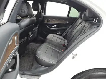2021 Mercedes-Benz E-Класс с пробегом 98 933 км