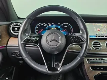 2021 Mercedes-Benz E-Класс с пробегом 98 933 км