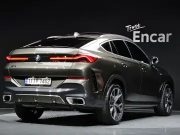 2022 BMW X6 с пробегом 19 481 км