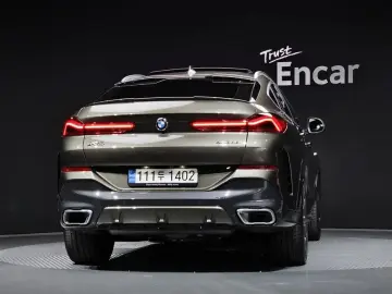 2022 BMW X6 с пробегом 19 481 км