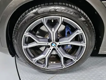 2022 BMW X6 с пробегом 19 481 км