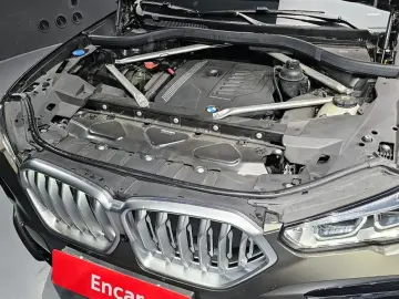 2022 BMW X6 с пробегом 19 481 км