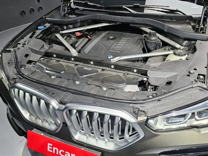 2022 BMW X6 с пробегом 19 481 км