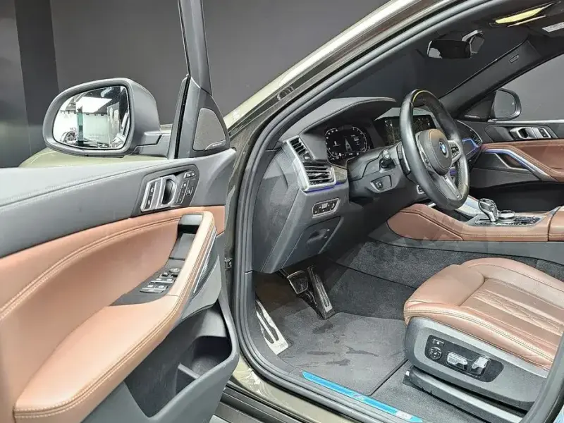 2022 BMW X6 с пробегом 19 481 км