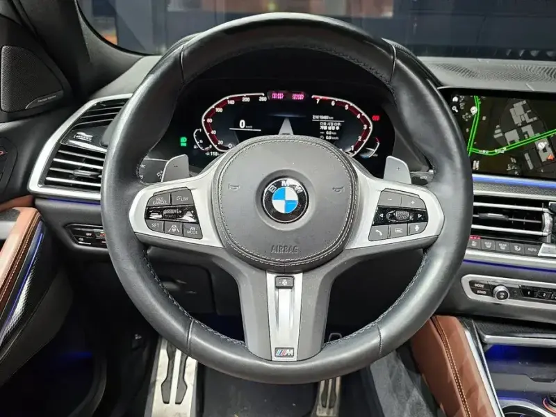 2022 BMW X6 с пробегом 19 481 км