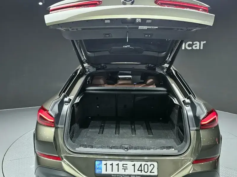 2022 BMW X6 с пробегом 19 481 км
