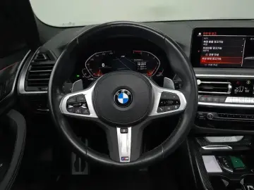 2022 BMW X3 с пробегом 31 072 км
