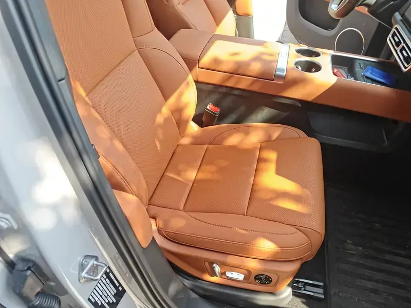 2025 Li Auto (Lixiang) L6 с пробегом 4 300 км