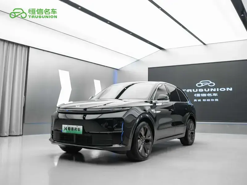 2024 Li Auto (Lixiang) L6 с пробегом 48 000 км