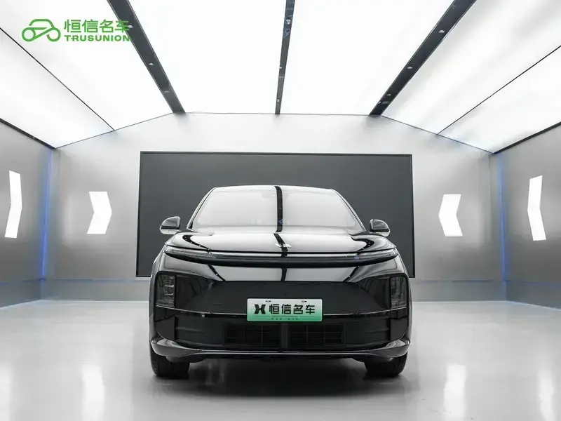 2024 Li Auto (Lixiang) L6 с пробегом 48 000 км