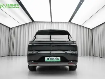 2024 Li Auto (Lixiang) L6 с пробегом 48 000 км