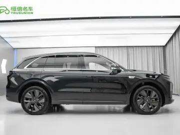 2024 Li Auto (Lixiang) L6 с пробегом 48 000 км