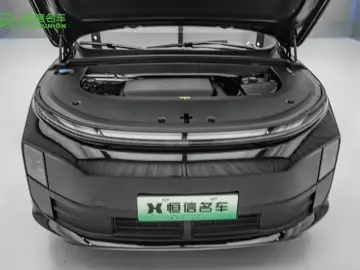 2024 Li Auto (Lixiang) L6 с пробегом 48 000 км