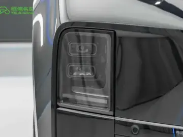 2024 Li Auto (Lixiang) L6 с пробегом 48 000 км