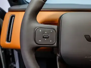 2026 Li Auto (Lixiang) L6 с пробегом 6 600 км