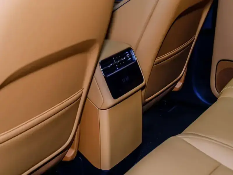 2026 Li Auto (Lixiang) L6 с пробегом 6 600 км