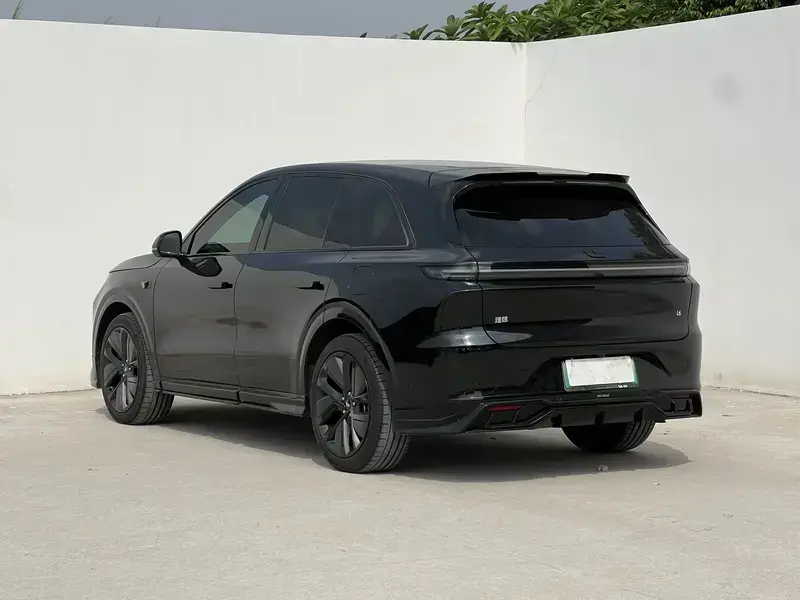 2024 Li Auto (Lixiang) L6 с пробегом 60 000 км