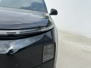 2024 Li Auto (Lixiang) L6 с пробегом 60 000 км