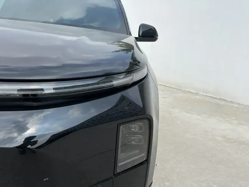2024 Li Auto (Lixiang) L6 с пробегом 60 000 км